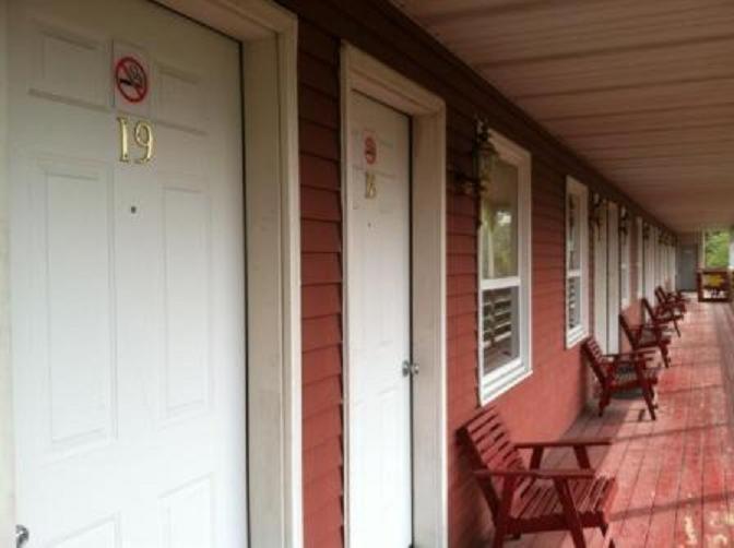 Waterford Inn Exterior photo
